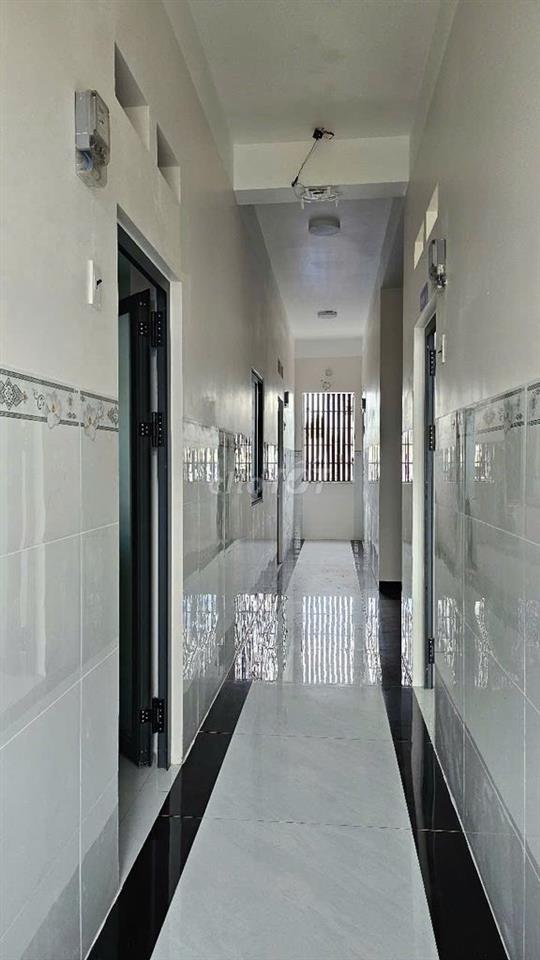 Phòng trọ cao cấp 20m2, mới xây dựng, đường Tiền Lân 14, Bà Điểm