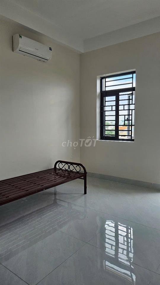 Phòng trọ cao cấp 20m2, mới xây dựng, đường Tiền Lân 14, Bà Điểm