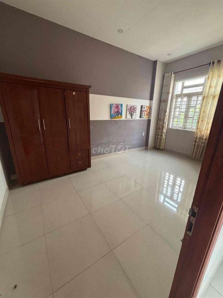 Cho thuê nhà NGUYÊN CĂN, tặng tiền mặt đón khách mới