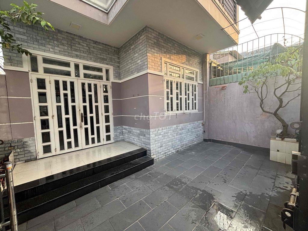 Cho thuê nhà NGUYÊN CĂN, tặng tiền mặt đón khách mới