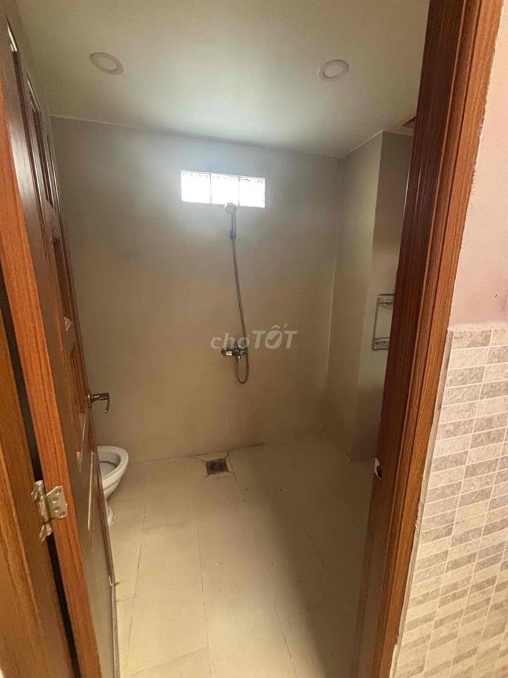 Cho thuê nhà NGUYÊN CĂN, tặng tiền mặt đón khách mới