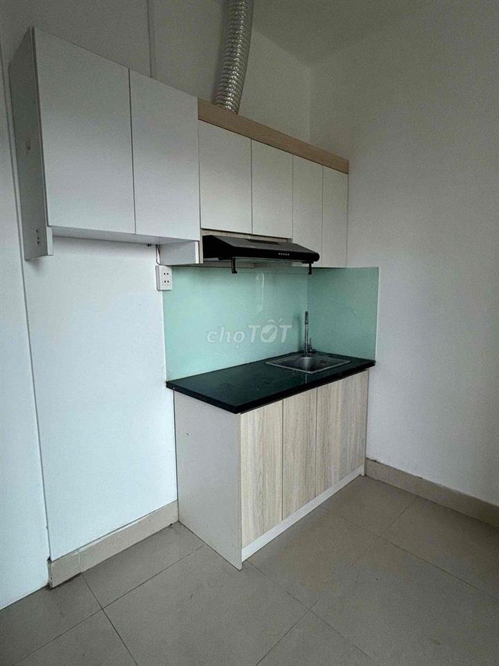 phòng 1N1K tại CÔNG VIÊN ĐỀN LỪ 1