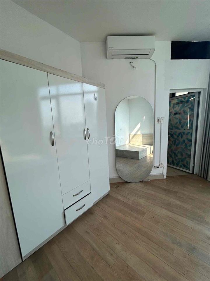 phòng 1N1K tại CÔNG VIÊN ĐỀN LỪ 1