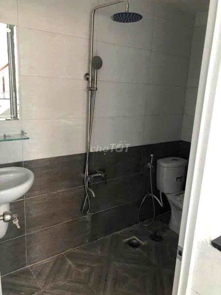 Cần bán nhà ở GẤP!!