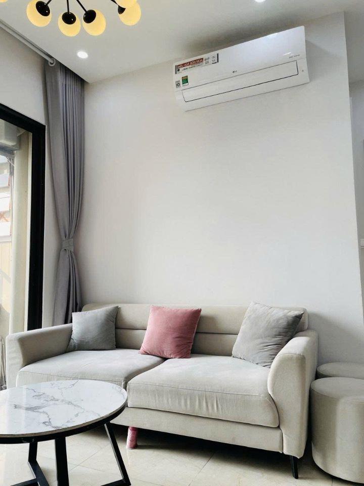 CHO THUÊ Căn hộ 2PN tòa C3 Vinhomes D’Capitale, chỉ 22 triệu / tháng