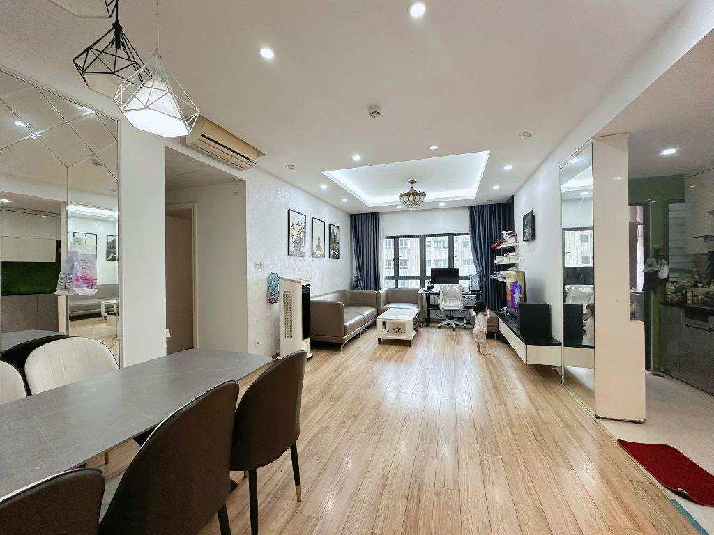 Chỉ 5.8 tỷ Bán nhanh căn 2PN+ Mulberry Lane tòa A, diện tích 89m2, tầng trung thoáng đãng