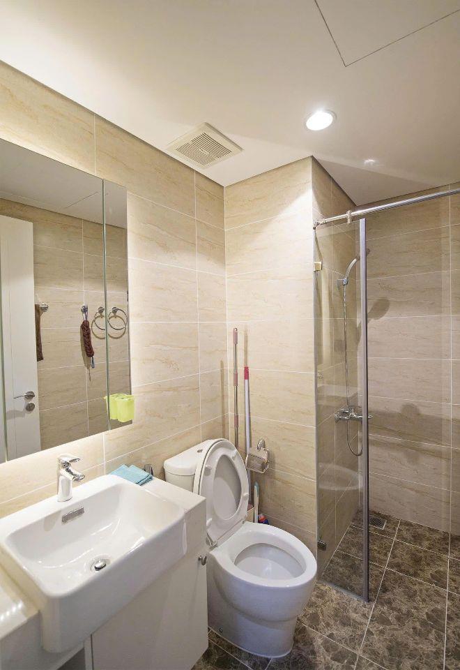 Chính chủ cần BÁN nhanh căn Studio diện tích 38m2 tòa C2, Vinhomes D'Capitale