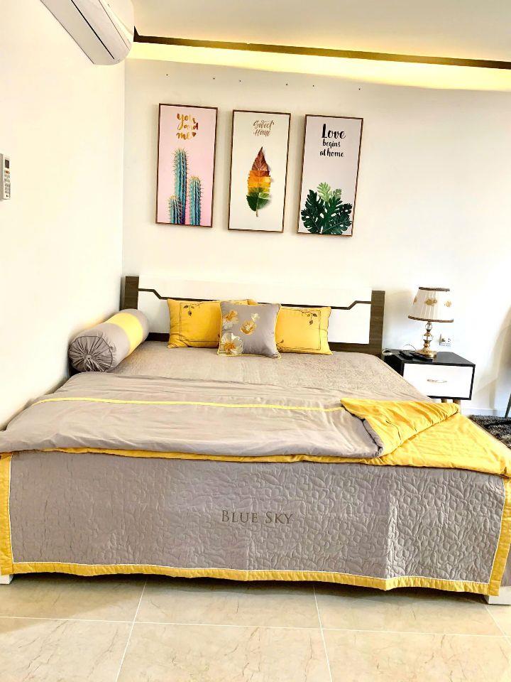 Chính chủ cần BÁN nhanh căn Studio diện tích 38m2 tòa C2, Vinhomes D'Capitale