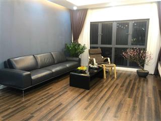 BÁN CĂN 3PN diện tích 137m2 tầng trung đẹp tại MULBERRY LANE Giá 9.3 tỷ