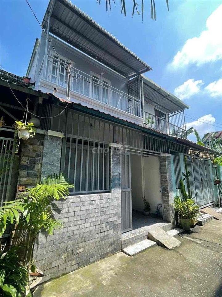 Nhà đường quách điêu , sát ngã 5 vĩnh lộc