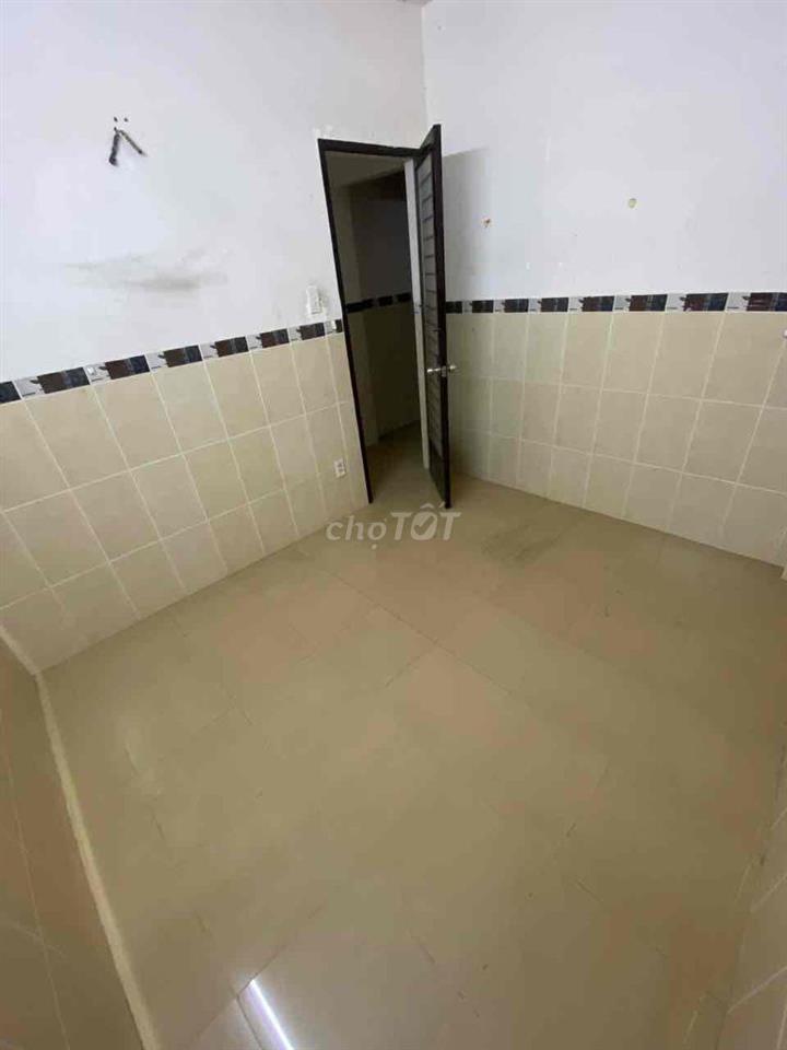 Phòng trọ giá rẻ quận Tân Bình ( cho nữ thuê )
