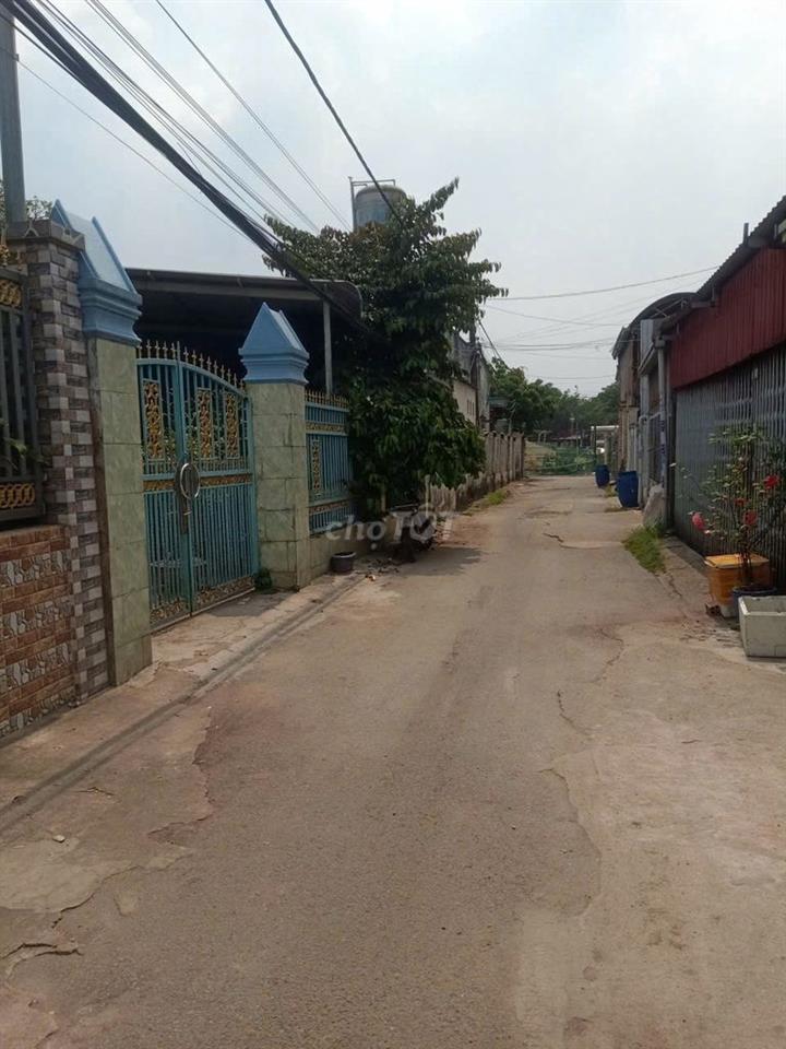 em cần bán nhà ở lái thiêu bình dương chính chủ không qua cò lái