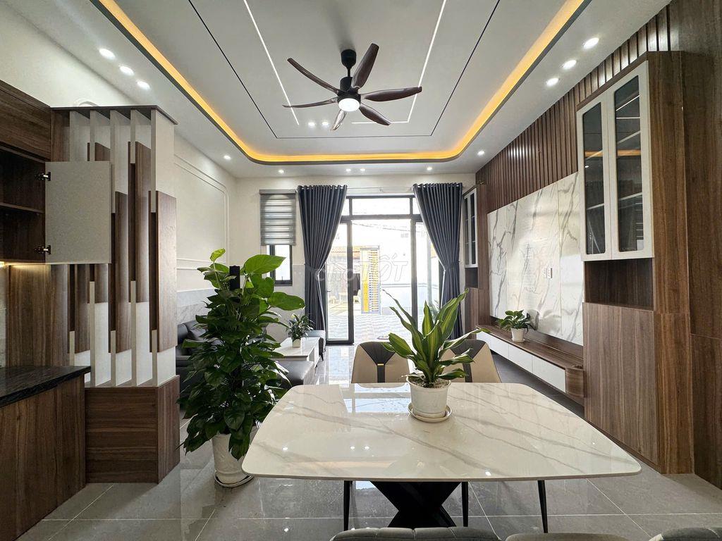 bán nhà cấp 4 SỔ HỒNG RIÊNG 1 tỷ 155 triệu 5x15 mỹ hạnh giáp HÓC MÔN