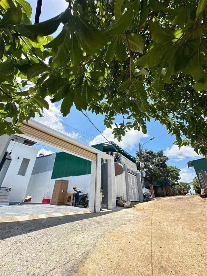 nhà villa hồ bơi, hẻm xe hơi, sổ riêng
