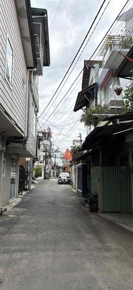 Bán nhà sổ xây dựng hẻm xe hơi trung tâm Đà Lạt