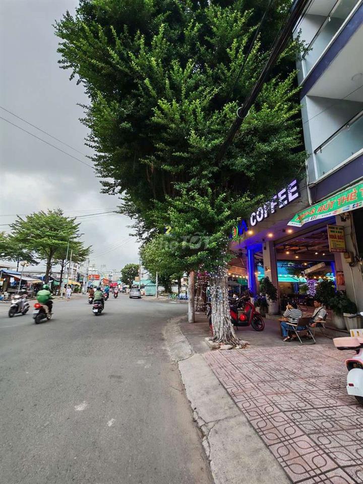 NHÀ MẶT TIỀN ĐƯỜNG SỐ 6 NGAY CỔNG CHỢ DA SÀ