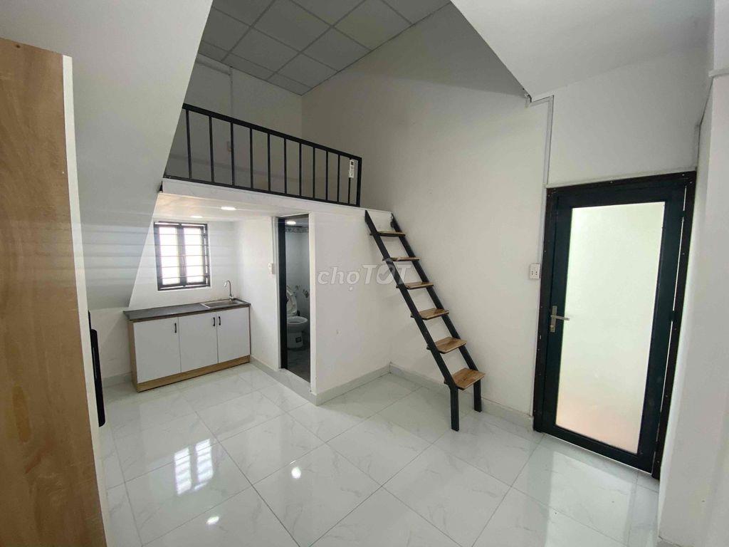 Khai trương CHDV mới đẹp full nội thất. Ngay Cổng ĐH Văn Lang