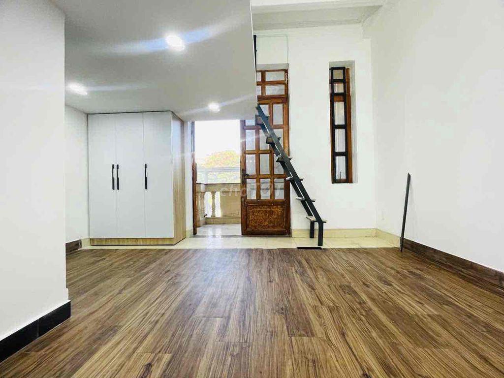 Khai trương CHDV mới đẹp full nội thất. Ngay Cổng ĐH Văn Lang