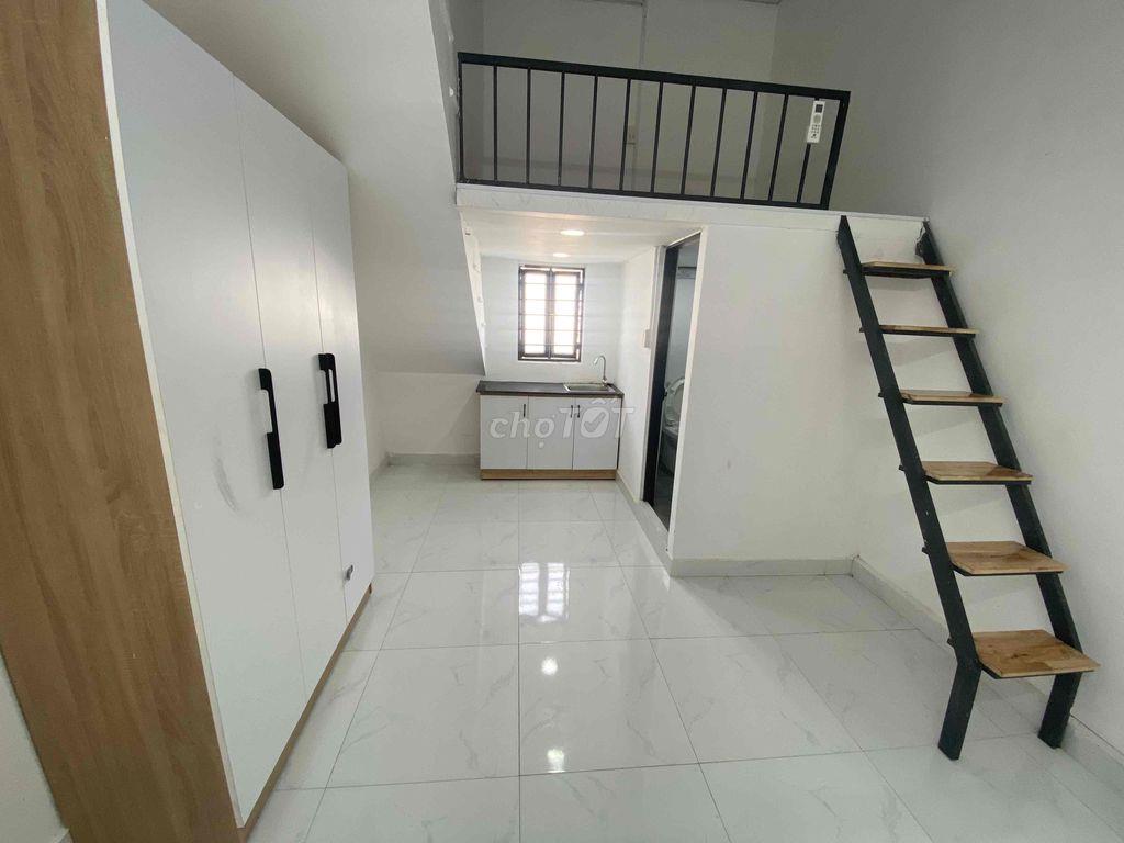 Khai trương CHDV mới đẹp full nội thất. Ngay Cổng ĐH Văn Lang