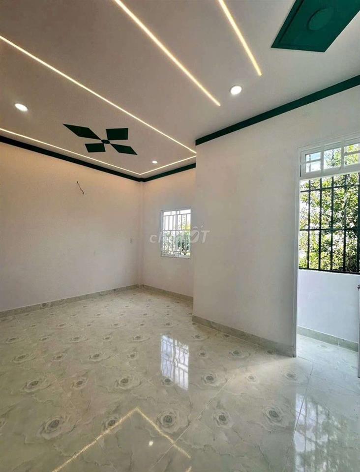 bán nhà CHÍNH CHỦ ở Hóc Môn 495tr có sổ bao test giấy tờ