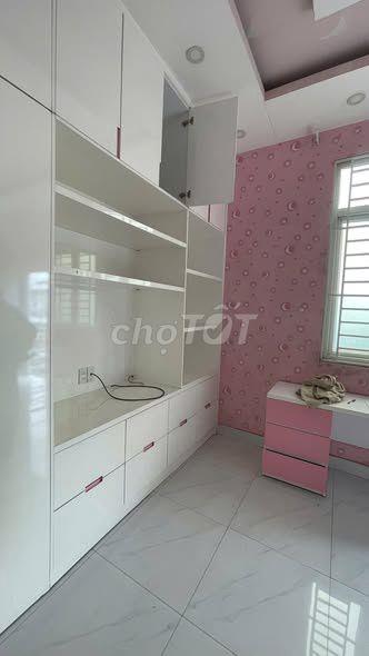 Cần tìm 1 bạn Nam ở ghép ở khu vực Dĩ An, Bình Dương gần làng đại học.