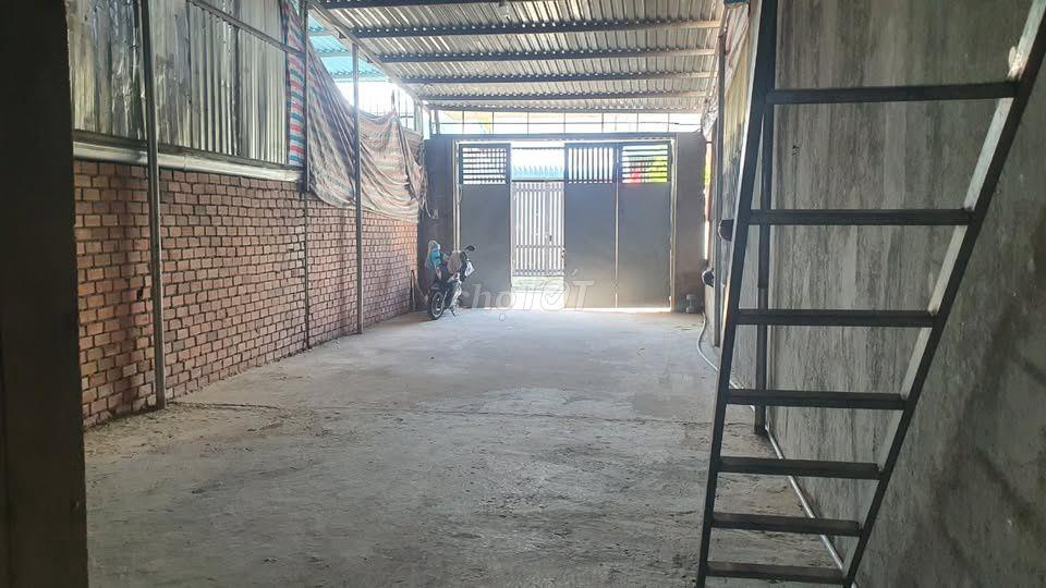 Cho thuê nhà làm kho tại phường Trảng Dài