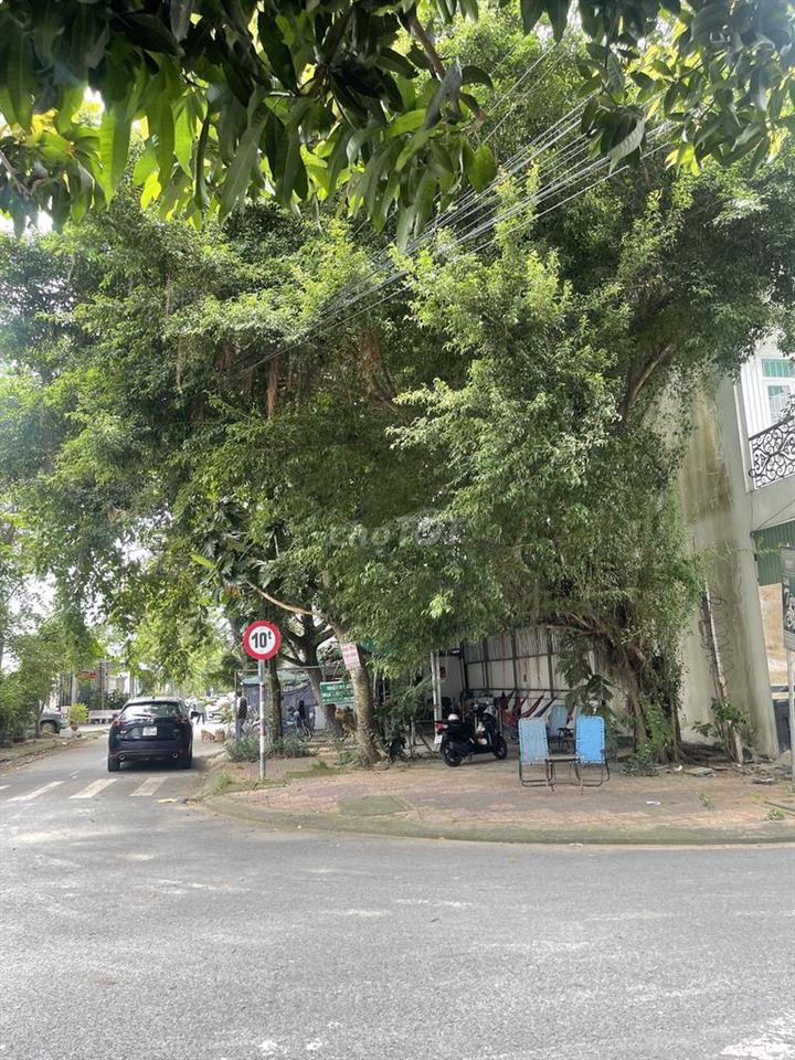 Nền góc Tây Đô