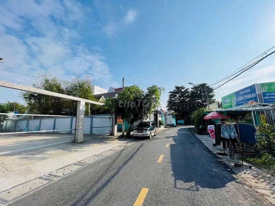 bán gấp đất mt kinh doanh ngay chợ việt kiều 388m2 full thổ giá 680 tr