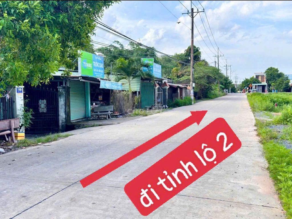 bán lô đất 500m2 full thổ sổ sẵn sát trung tâm thị trấn giá 600 triệu