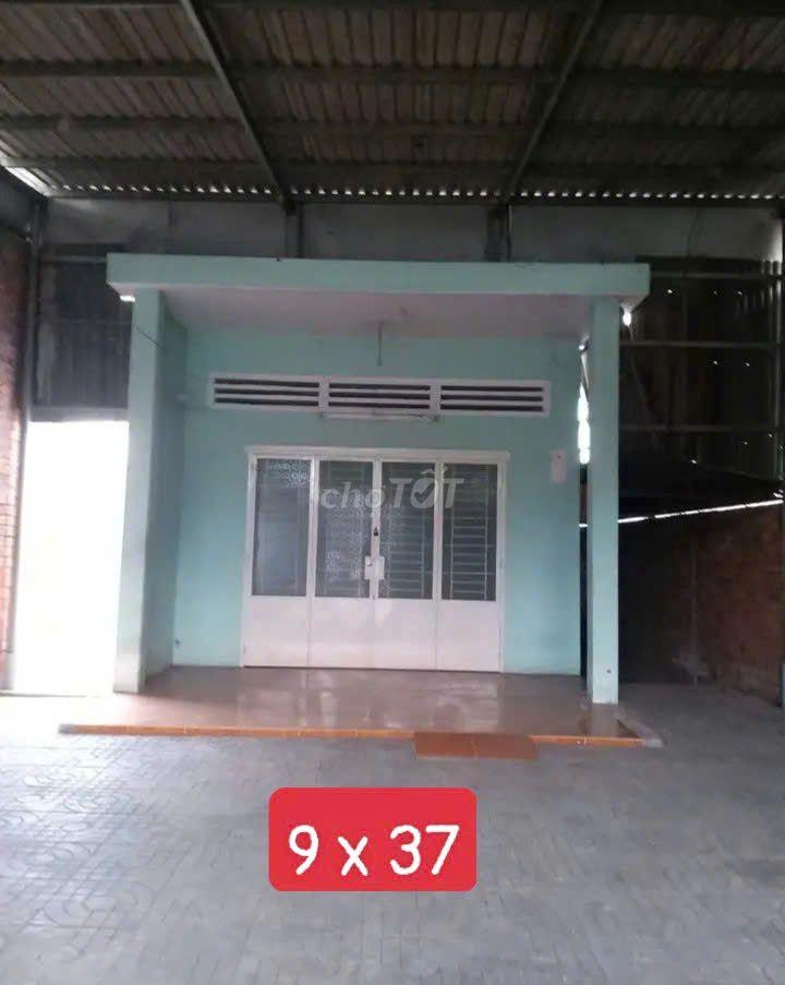 cần bán gấp căn nhà ngay chợ việt kiều 340m2 giá 678 triệu bớt lộc