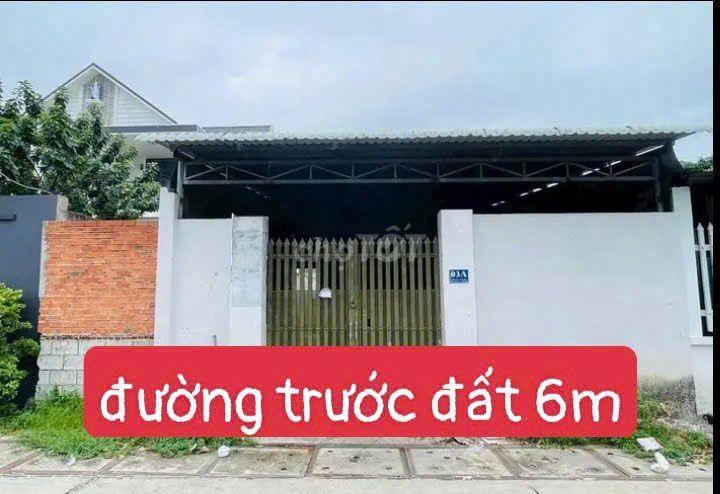 cần bán gấp căn nhà ngay chợ việt kiều 340m2 giá 678 triệu bớt lộc