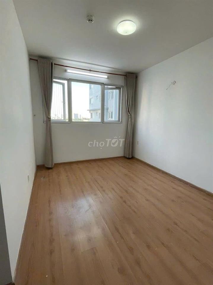 C/c  Saigon Tower- cho thuê căn 3p ngủ 94m2, giá 10tr/tháng