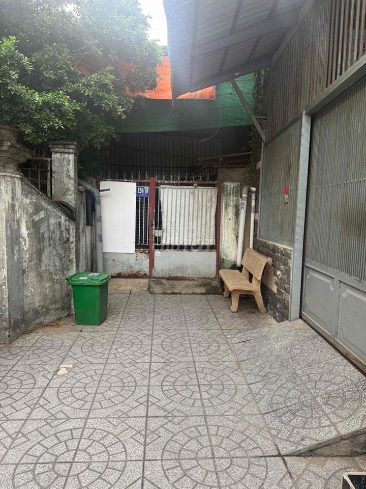 Bán nhà cũ tiện sửa mới