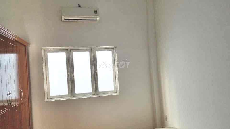 Phòng cao cấp, máy lạnh cho Nam thuê