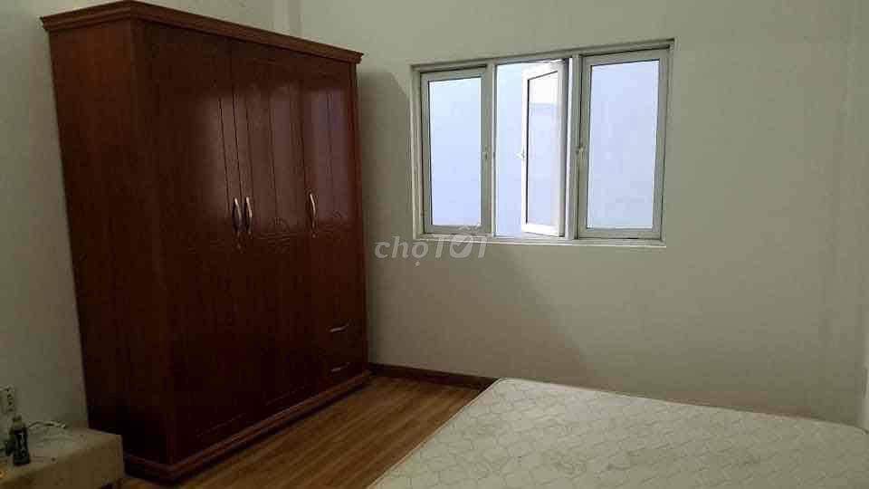 Phòng cao cấp, máy lạnh cho Nam thuê