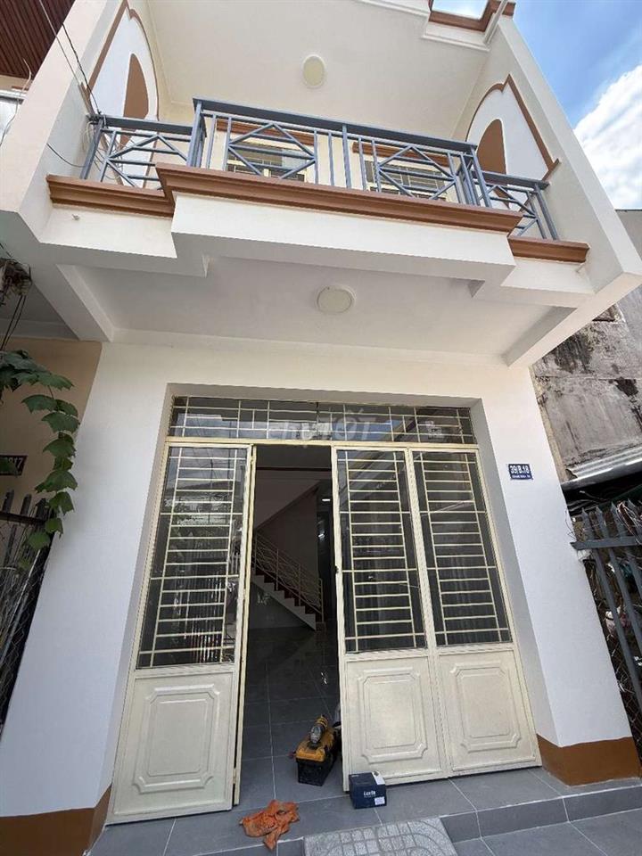 Nhà lầu cho thuê hoặc bán
