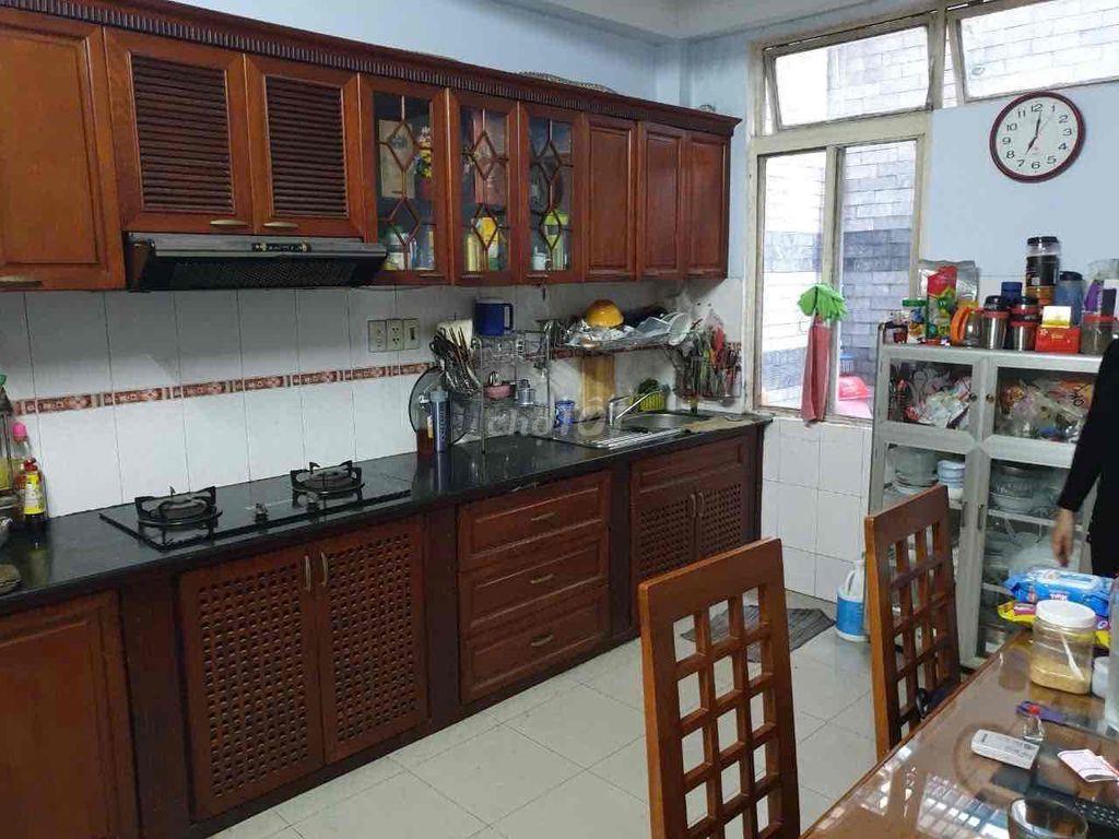 Nhà bán chính chủ . Sổ Hồng riêng ( không qua trung gian )