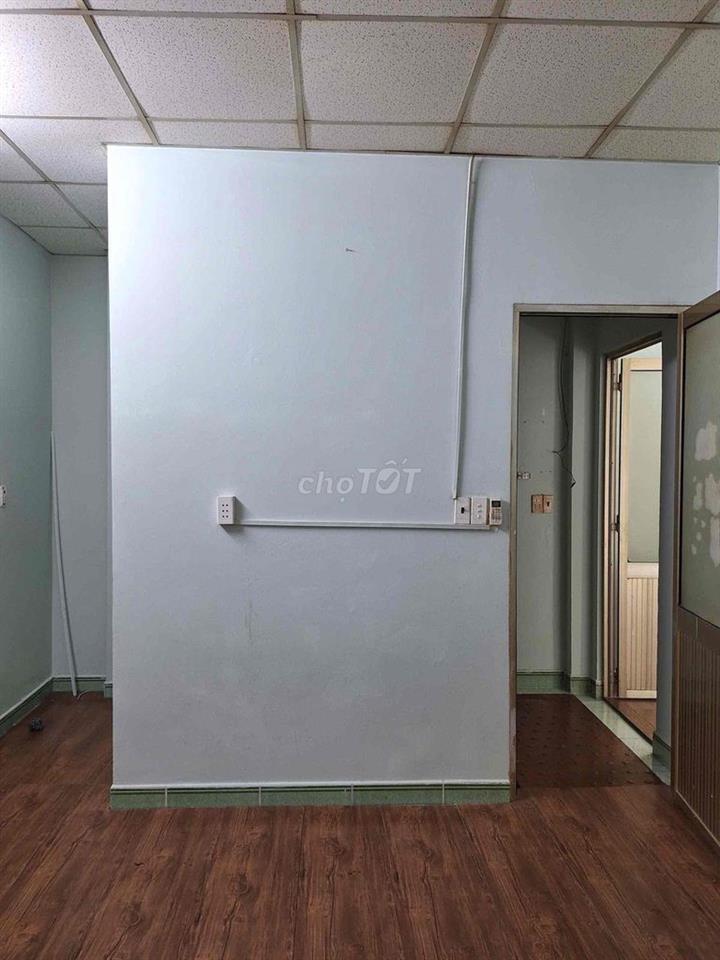 Cho thuê phòng trọ 20m2 LHP