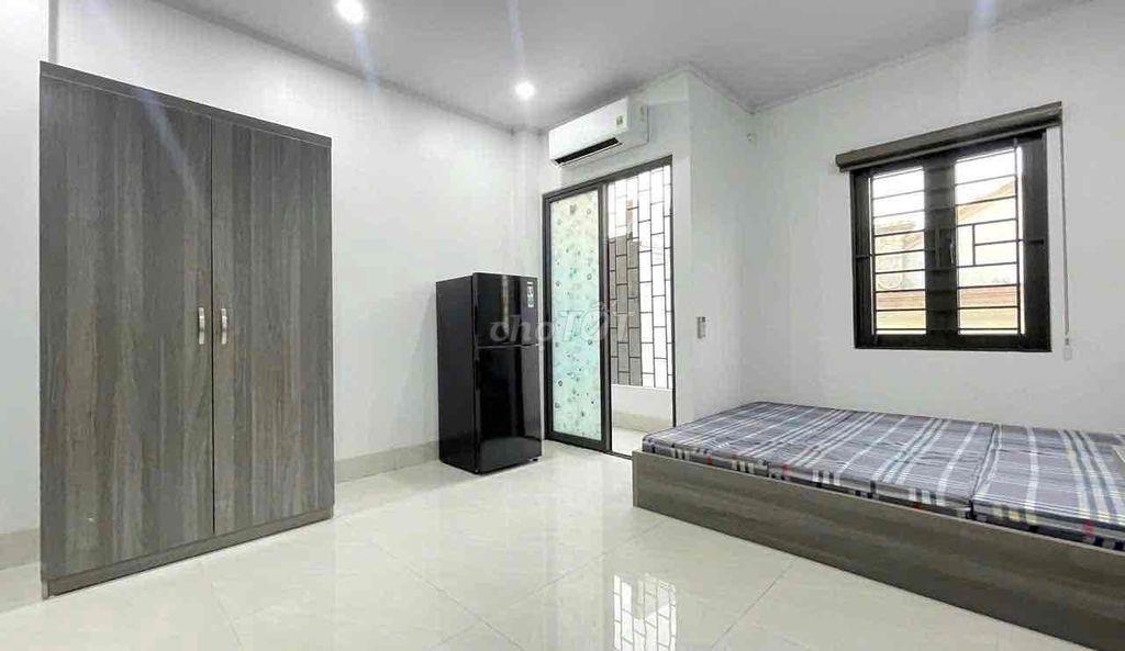 Cho thuê phòng trống full nội thất có ban công ngõ 155 Cầu Giấy