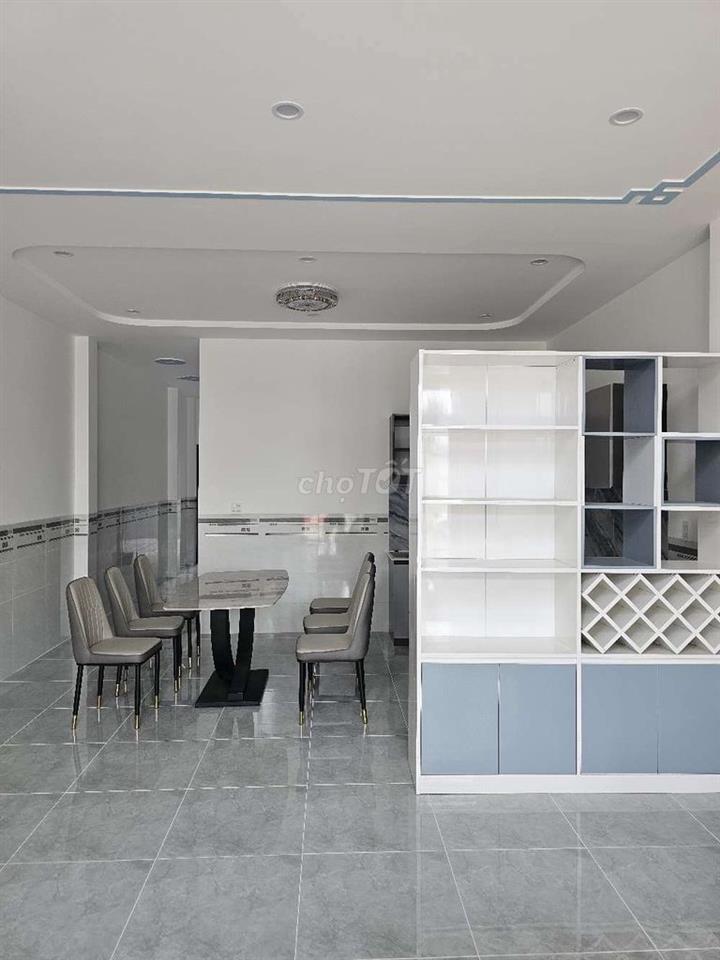 Nhà mới trệt lầu