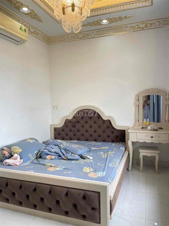 nhà cần bán kdc 584 HUỲNH BÁ CHÁNH