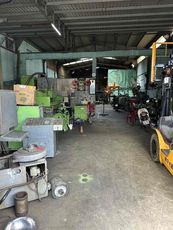 Khách cần ra đi nhà xưởng kinh doanh giá cả thương lượng