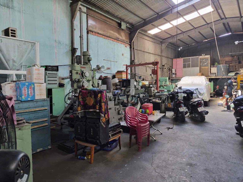 Khách cần ra đi nhà xưởng kinh doanh giá cả thương lượng