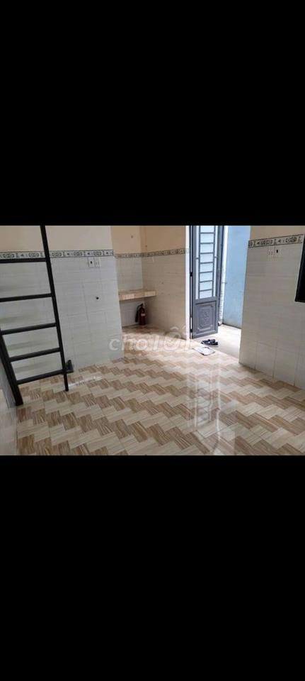 Bán đất tặng 4 phòng trọ hẻm xe hơi ngay trường Phan Chu Trinh