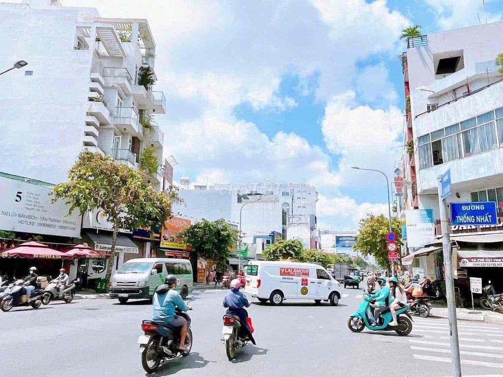 mặt tiền