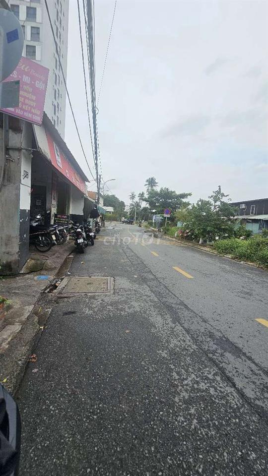 BÁN GẤP NHÀ QUẬN 12  2,7 TỶ