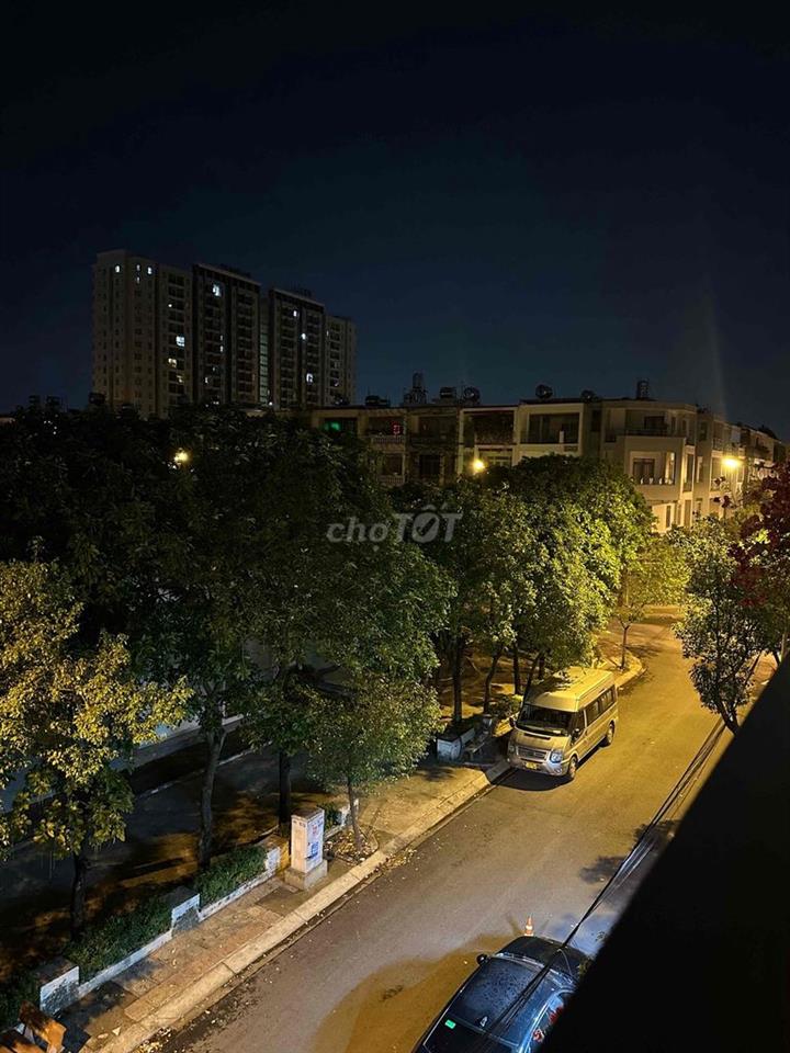 1tr5/ng ở ghép 1:1 nữ