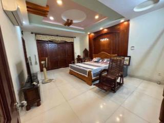 phòng 70m2 lý phục man, 2 phòng ngủ