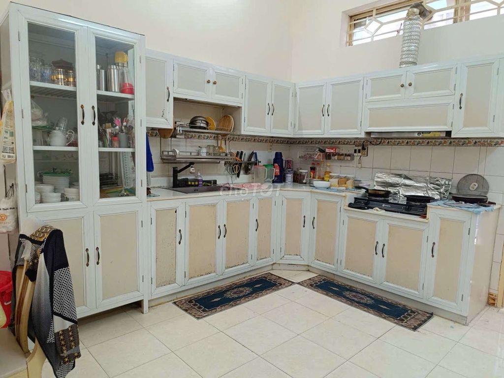 Nhà 80 m2, KDC Bình Hưng, 4 tầng, MT 4 x 20 m, chỉ 10 tỷ.
