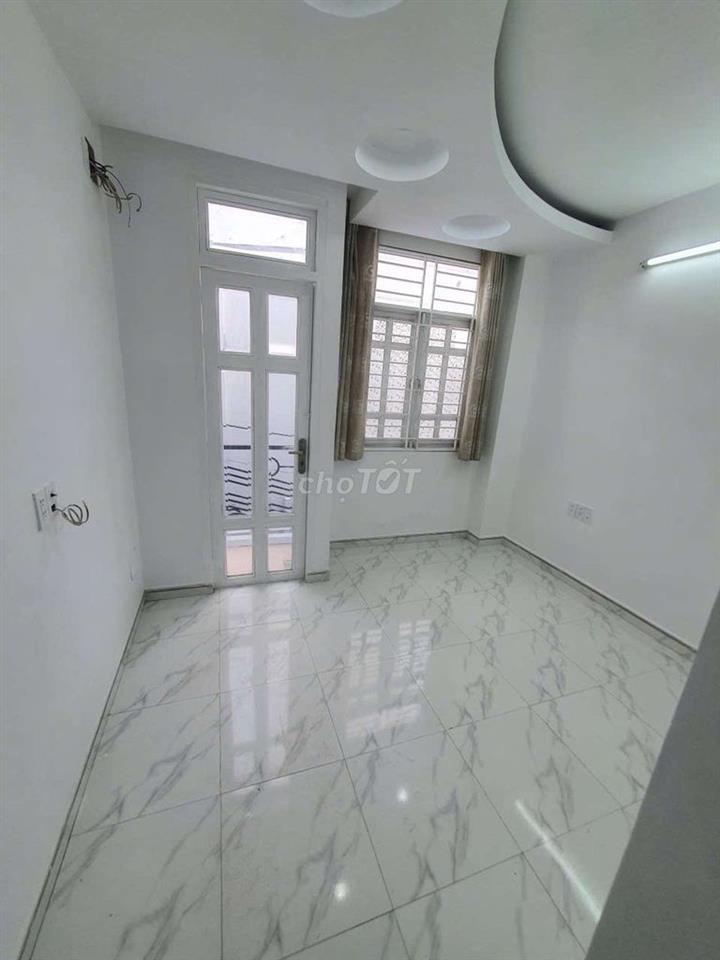 Nhà 4 tầng,  50 m2 Phạm Thế Hiển Quận 8, 3,6 x 14,5 m, giá nhỉnh 6 tỷ.